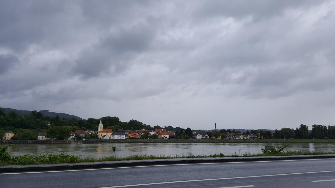 Asia Wok Gasthof Ybbs an der Donau Εξωτερικό φωτογραφία